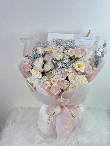 20 Stalks with Fillers Soap Flower Bouquet (Silver Flutter)