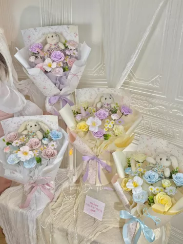 [Valentine's Day 2026] 7 stalks Soap Flower Bouquet with Bunny (VS03)