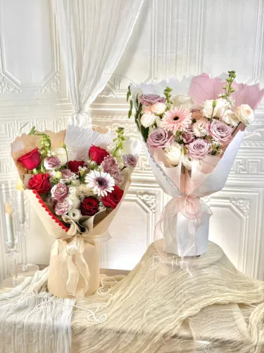 [Valentine's Day 2026] 10 stalks Mix Fresh Flower Bouquet (VF03)