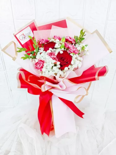 Fresh Roses With Carnation Flower Bouquet - MF187