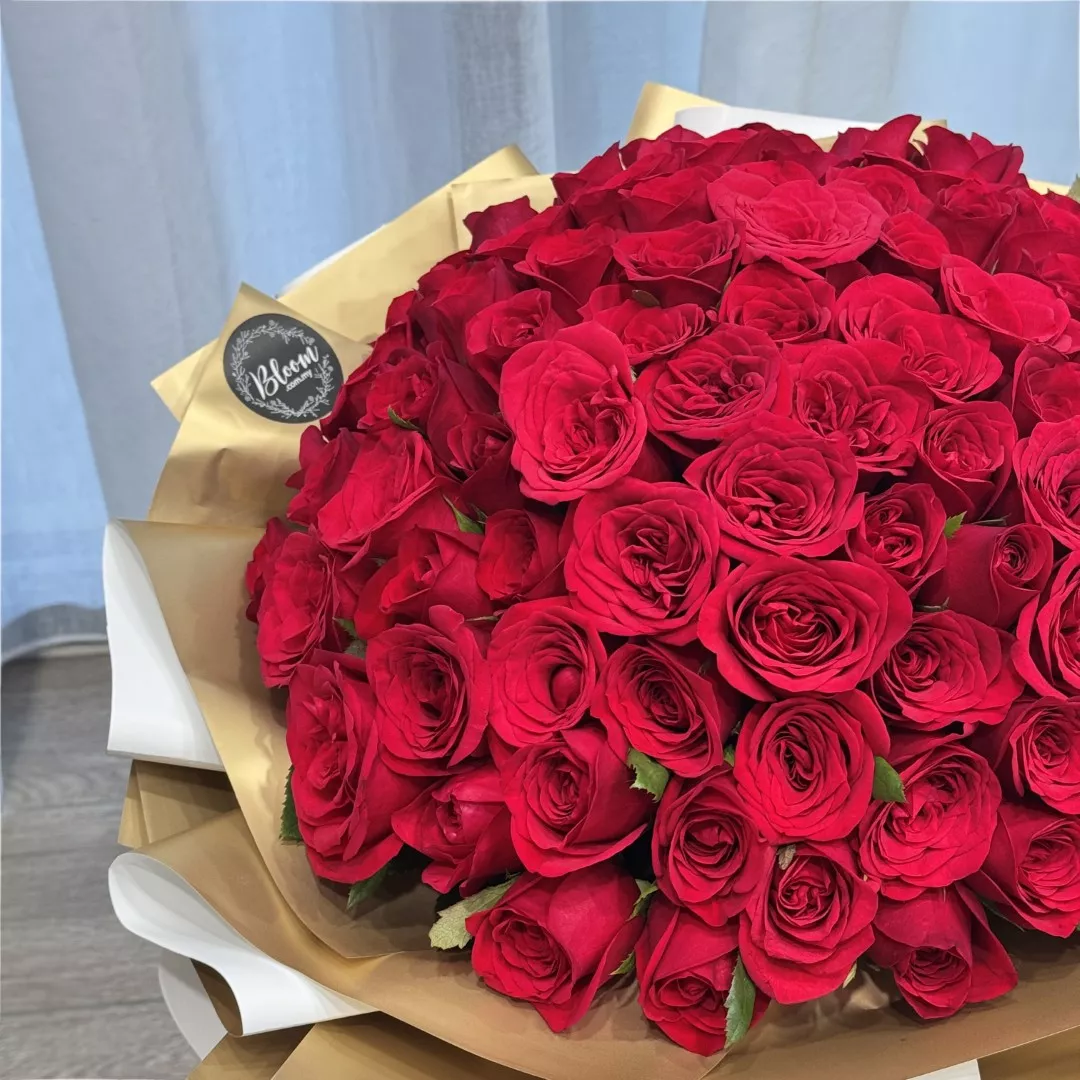 Valentine Hand Bouquet 14