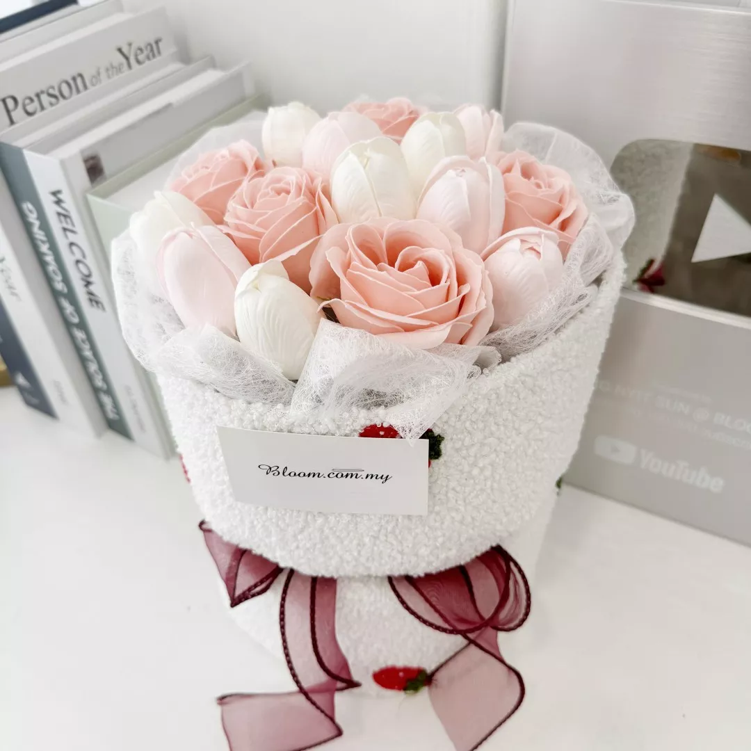  Valentine Soap Bouquet 16