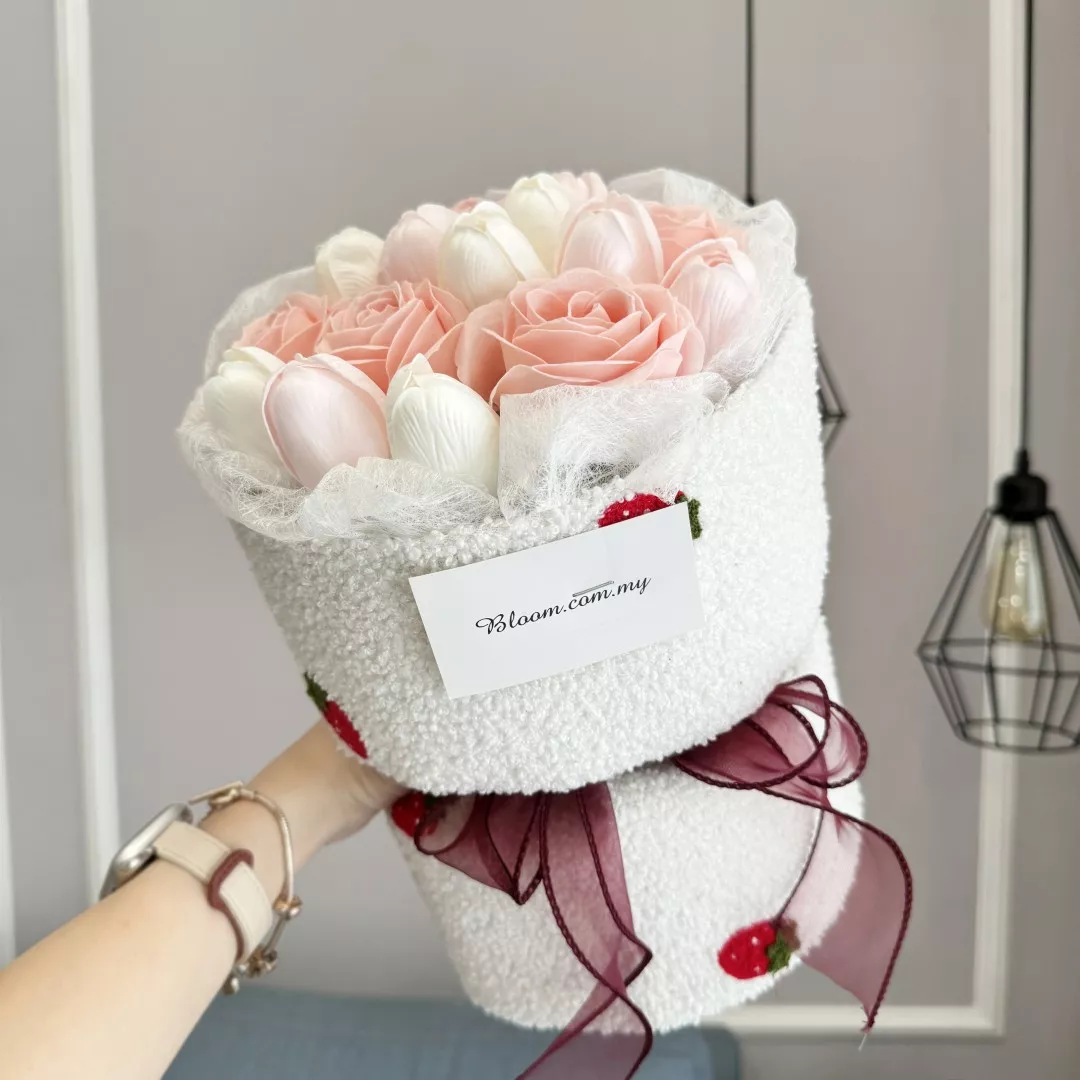  Valentine Soap Bouquet 16