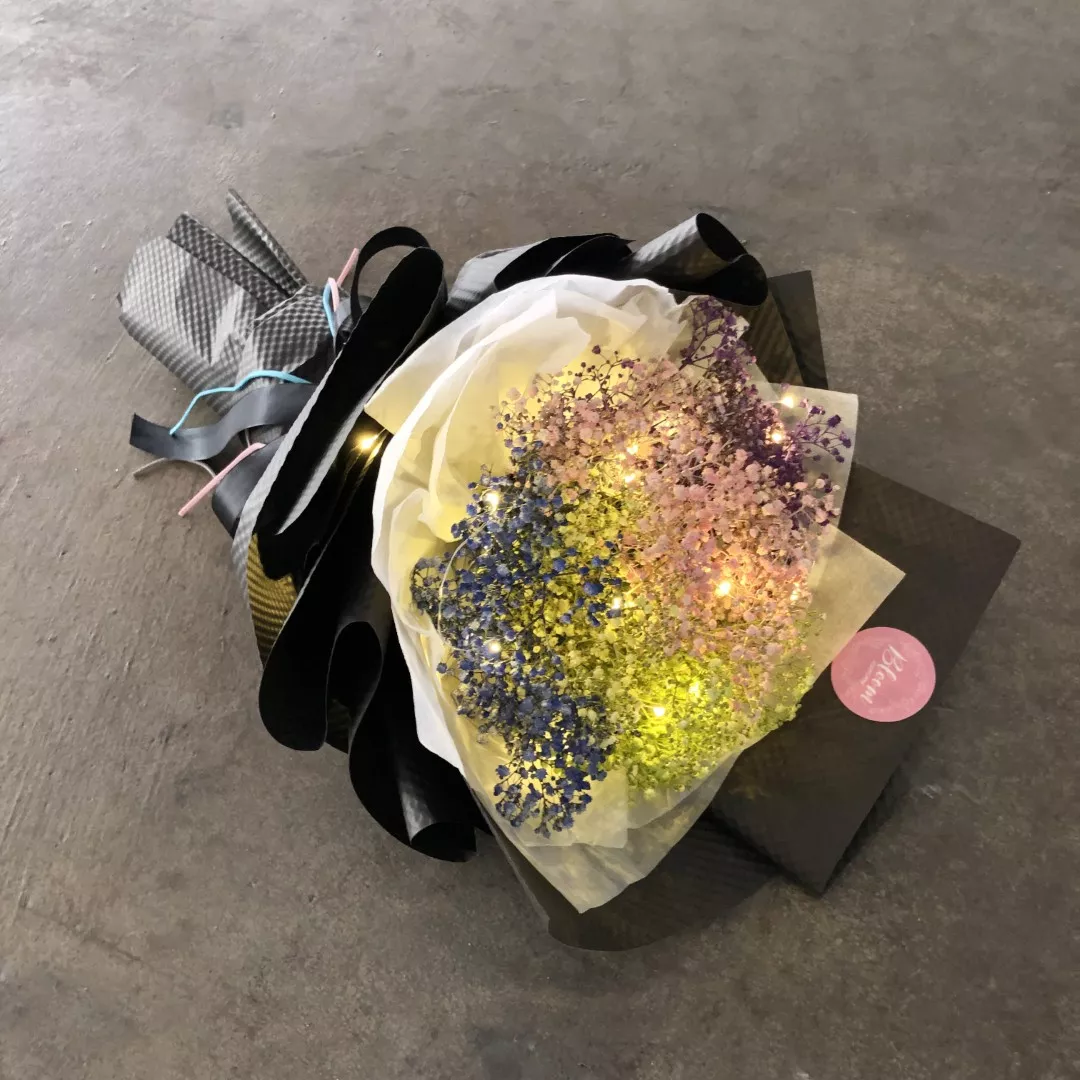 Baby’s Breath Bouquet 08