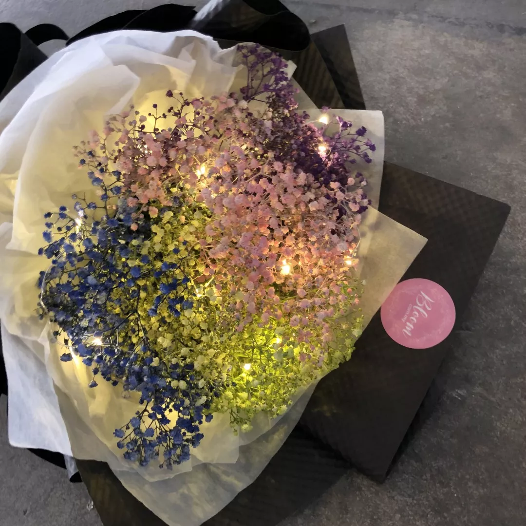 Baby’s Breath Bouquet 08