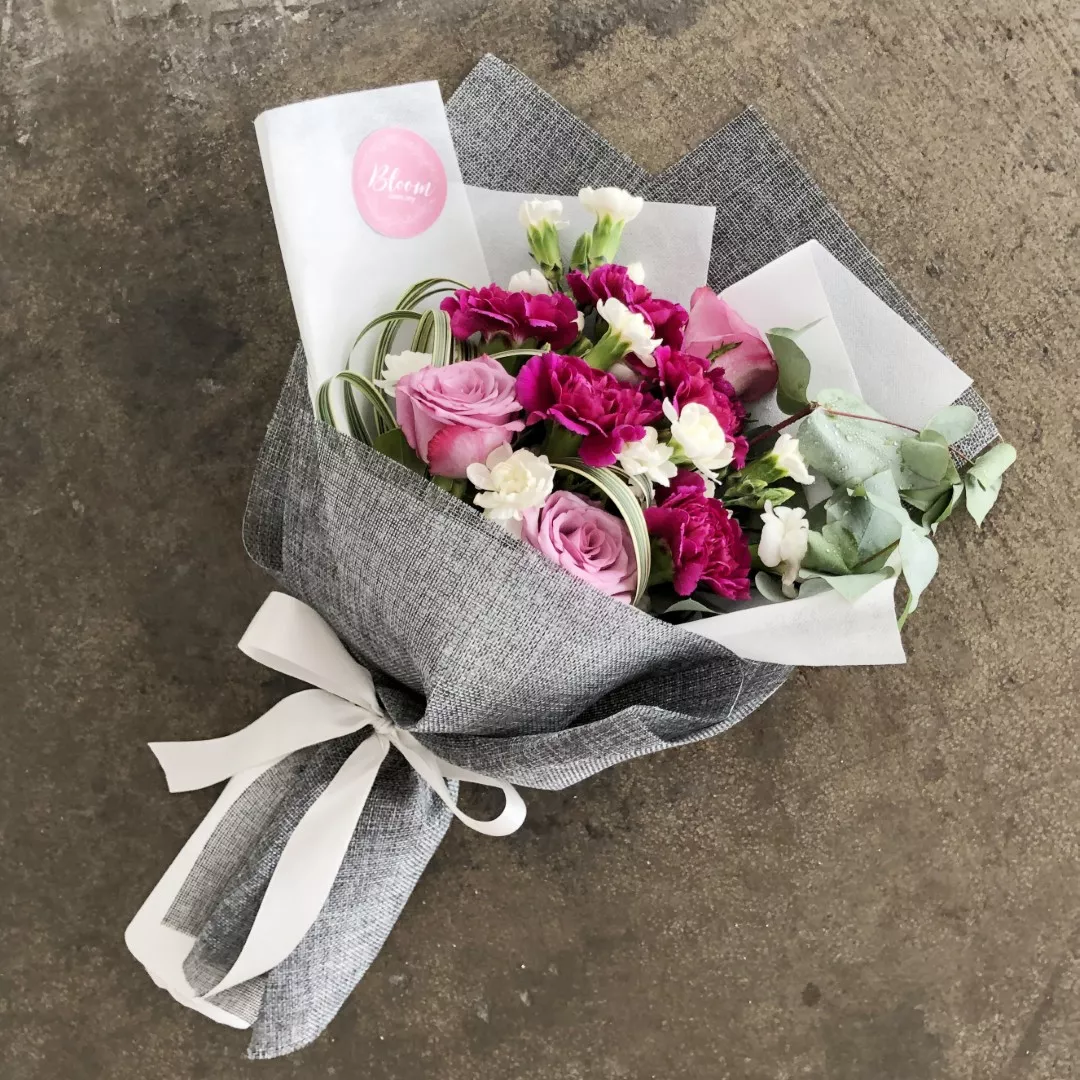 Carnation Hand Bouquet 09