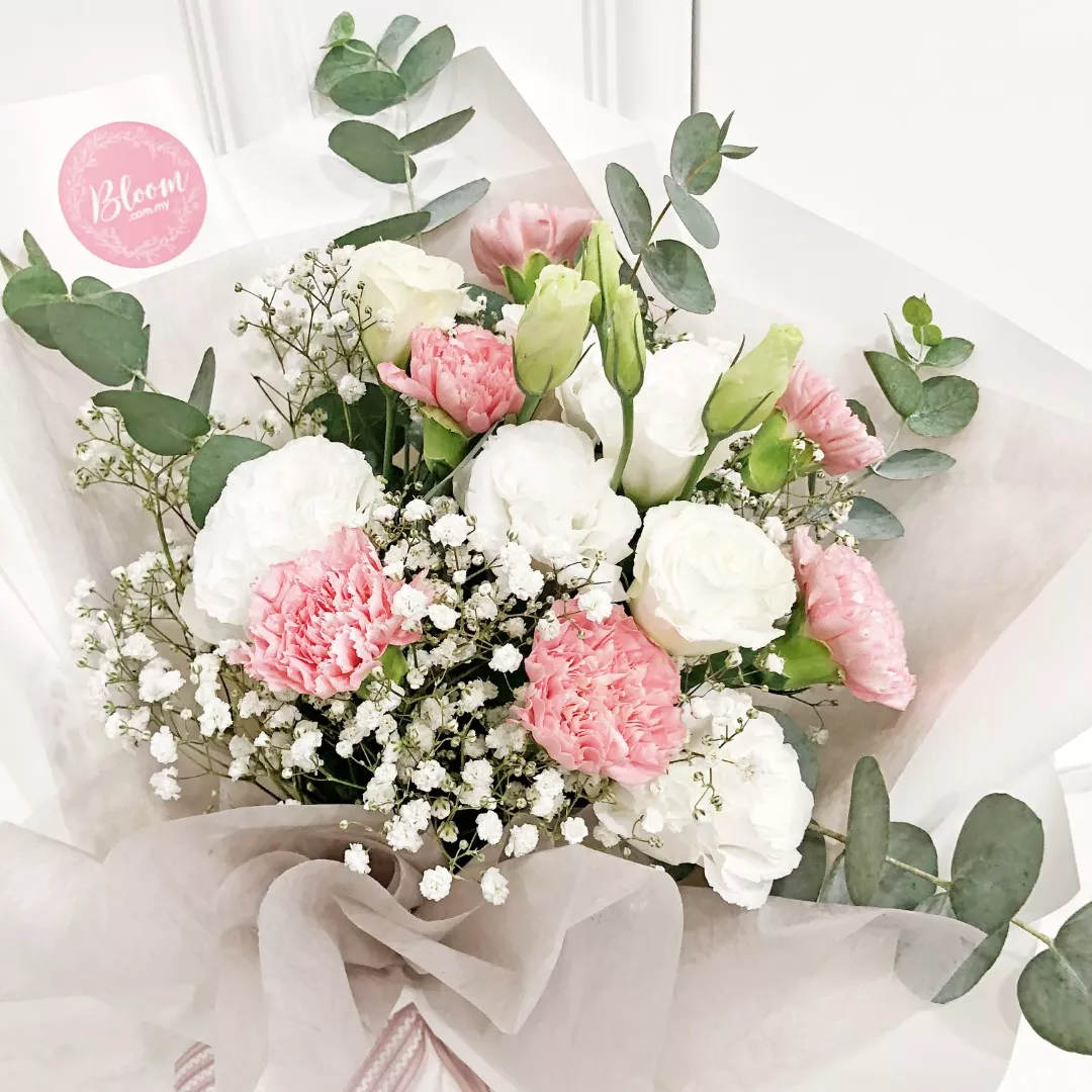 Carnation Hand Bouquet 15