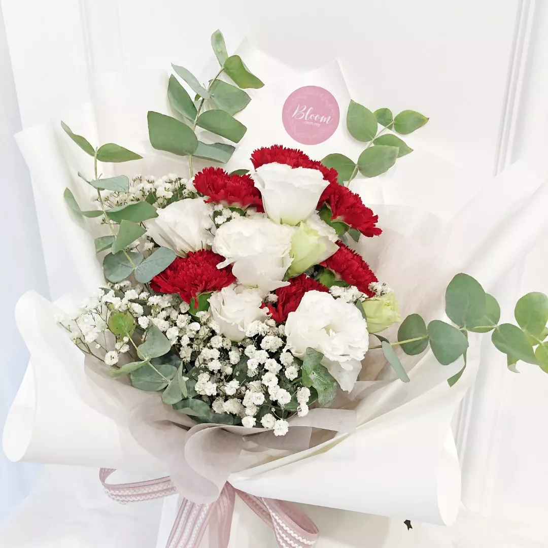 Carnation Hand Bouquet 15