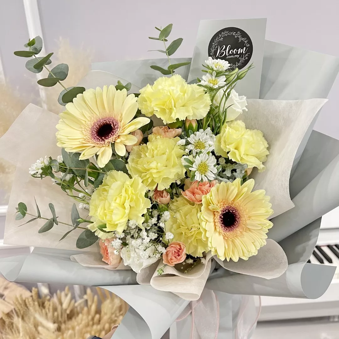 Carnation Hand Bouquet 23