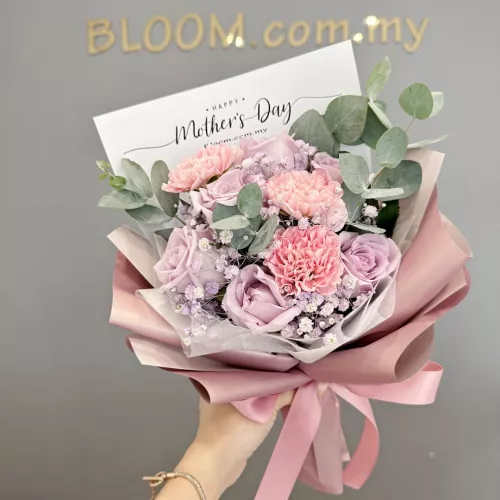 Carnation Hand Bouquet 33