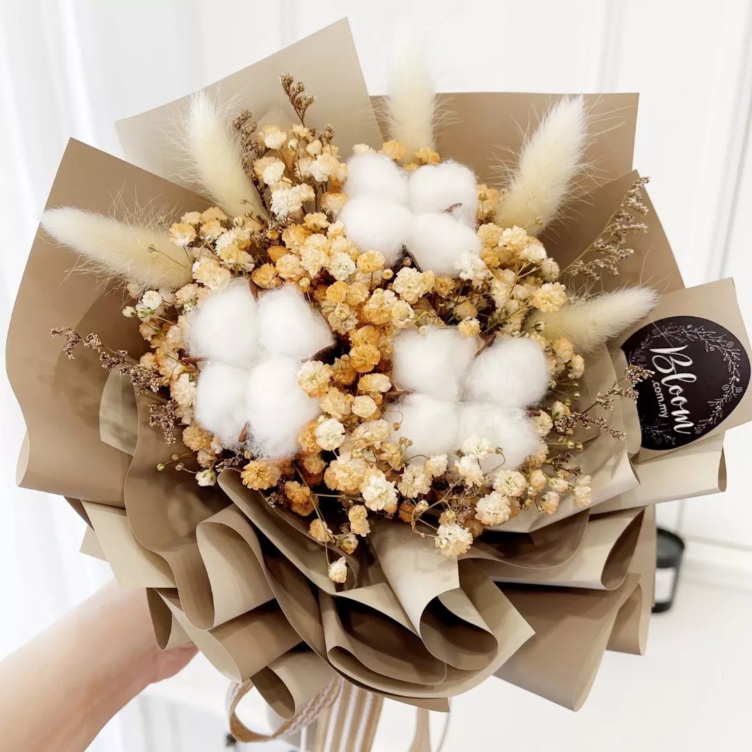 Dried Flower Bouquet 02