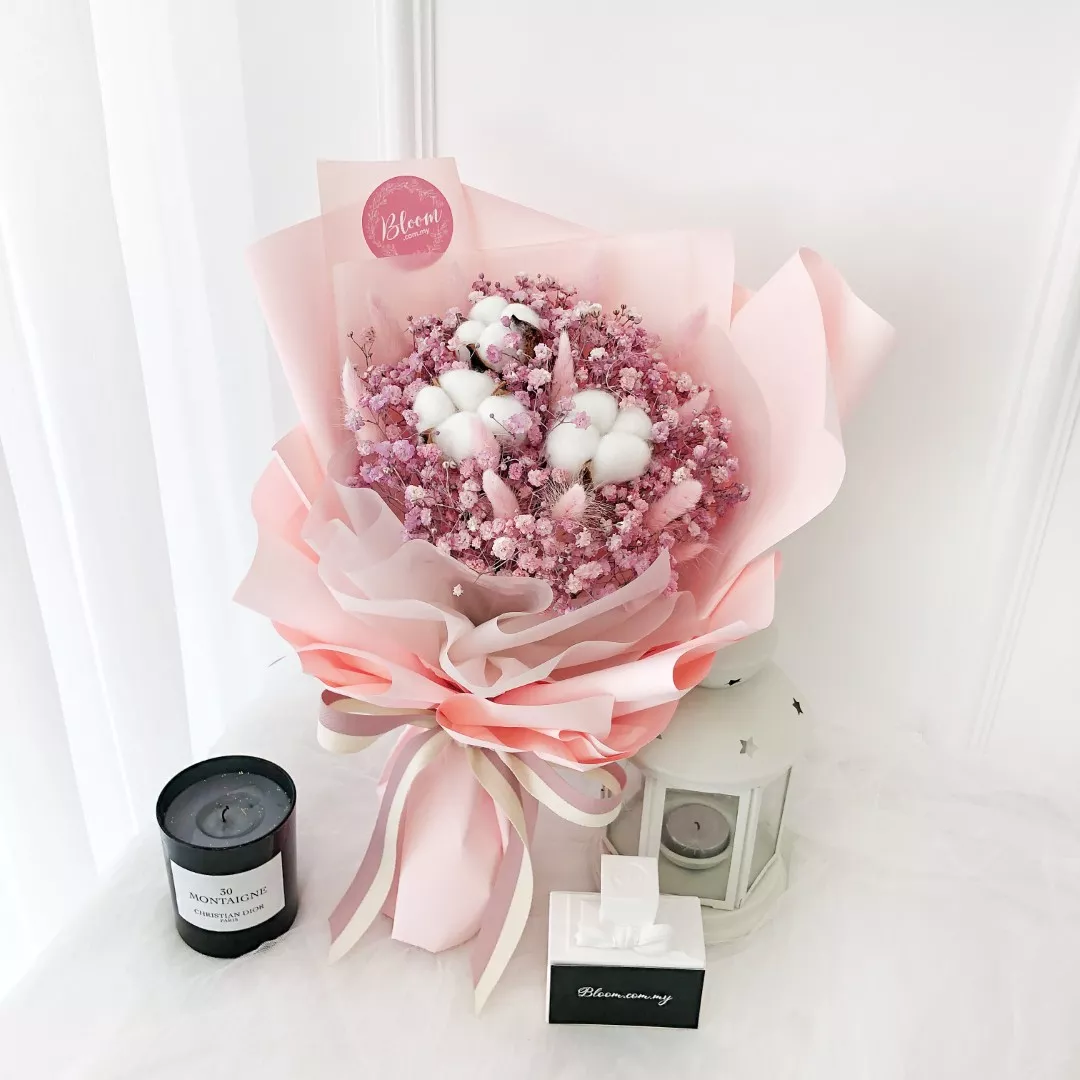 Dried Flower Bouquet 03