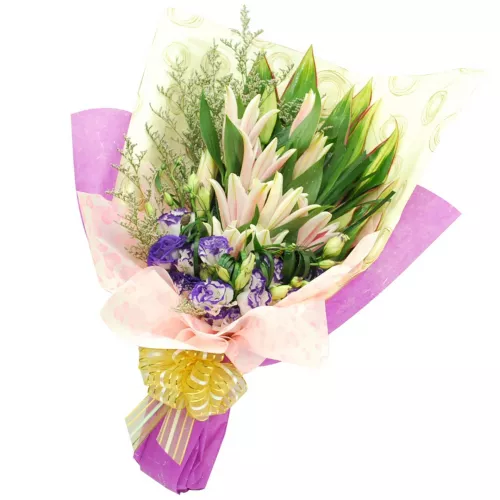 Lily Hand Bouquet 18