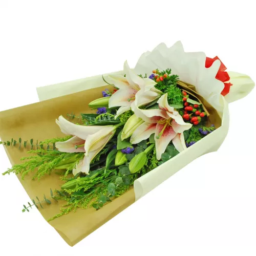 Lily Hand Bouquet 24