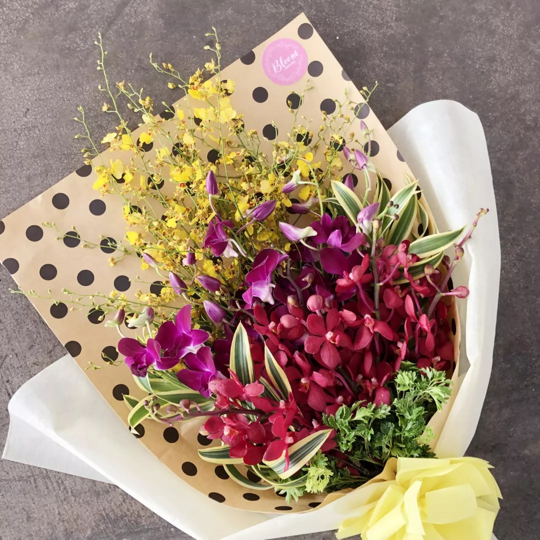 Orchid Hand Bouquet 06