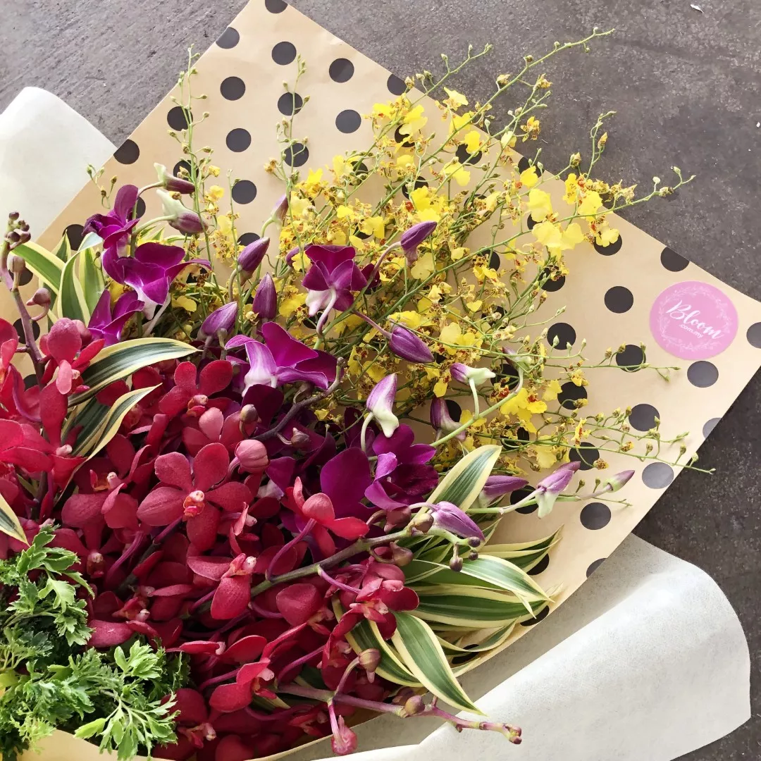 Orchid Hand Bouquet 06