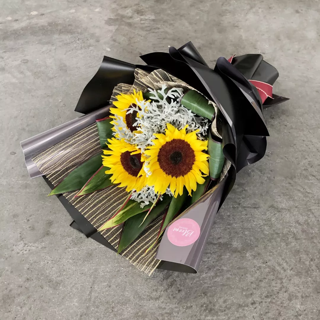 Sunflower Hand Bouquet 05