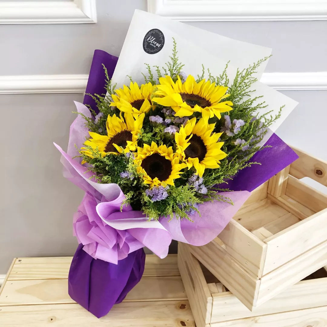 Sunflower Hand Bouquet 06