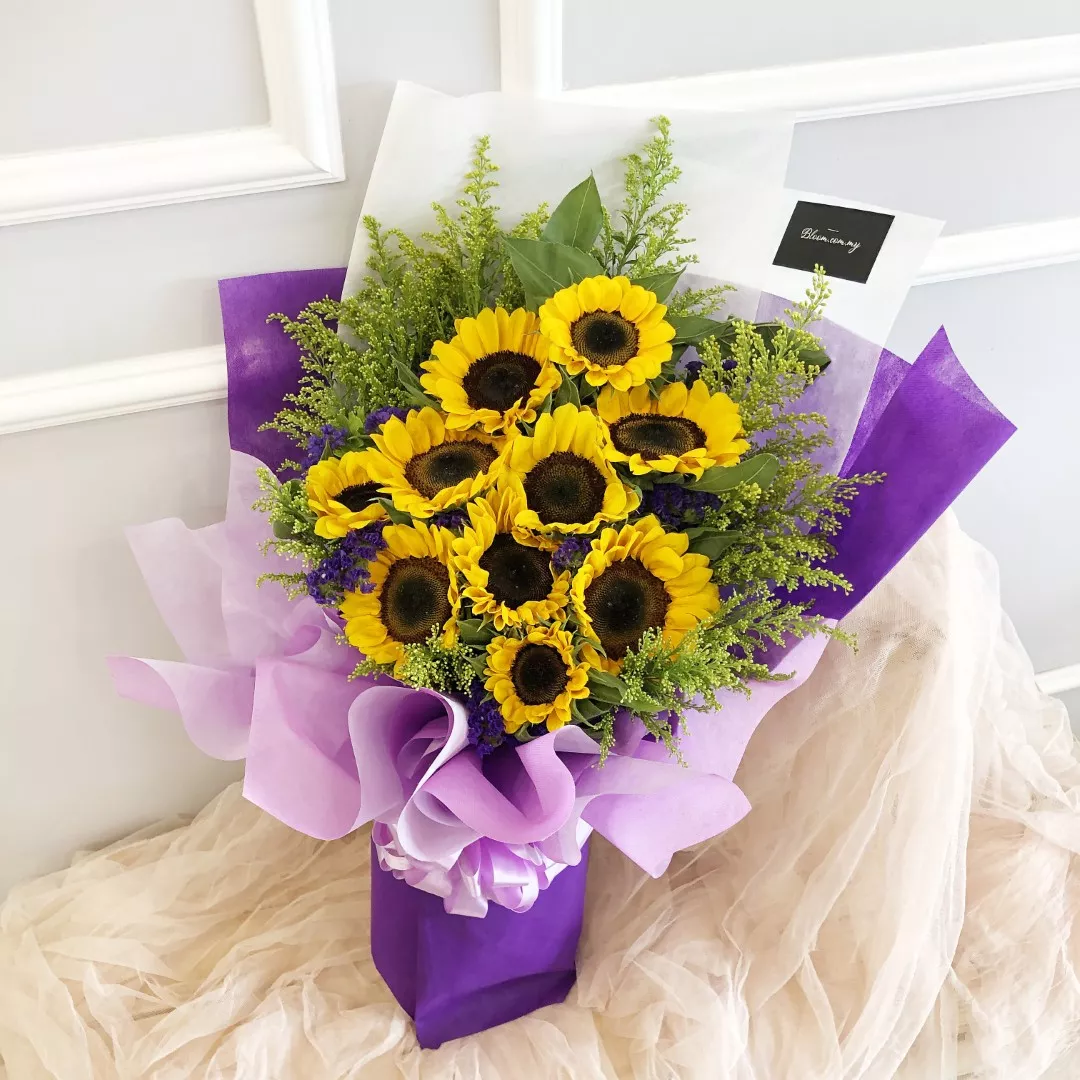 Sunflower Hand Bouquet 06