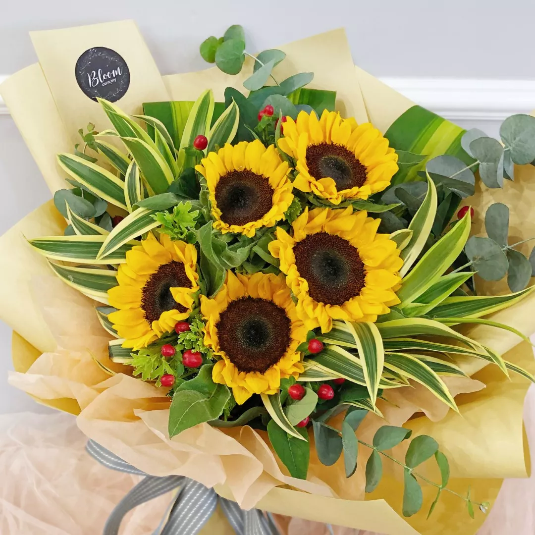 Sunflower Hand Bouquet 07