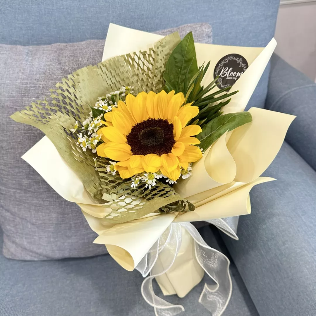 Sunflower Hand Bouquet 13