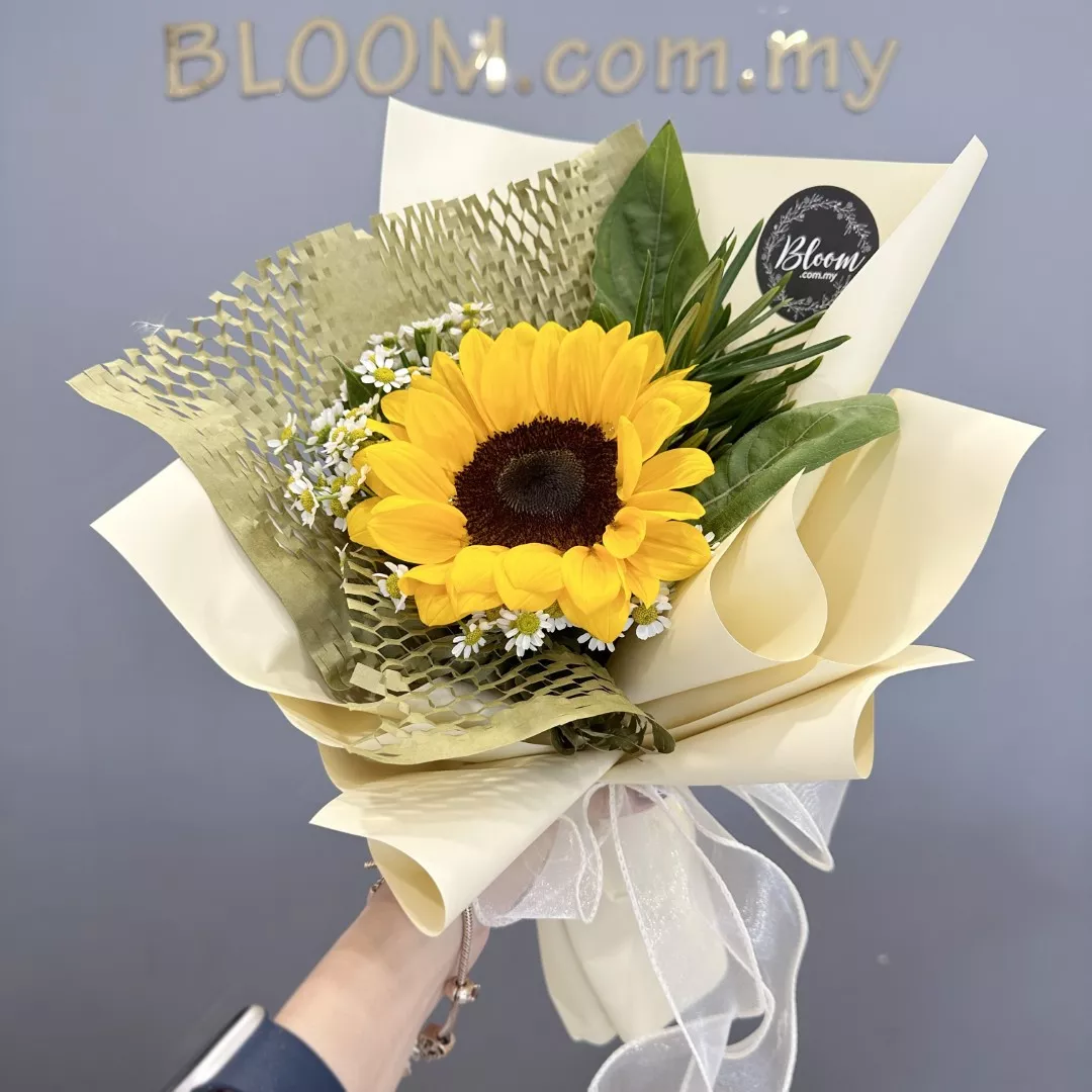 Sunflower Hand Bouquet 13