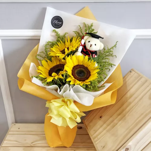 Graduation Bouquet 02