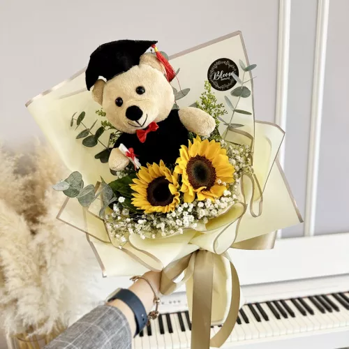 Graduation Bouquet 04