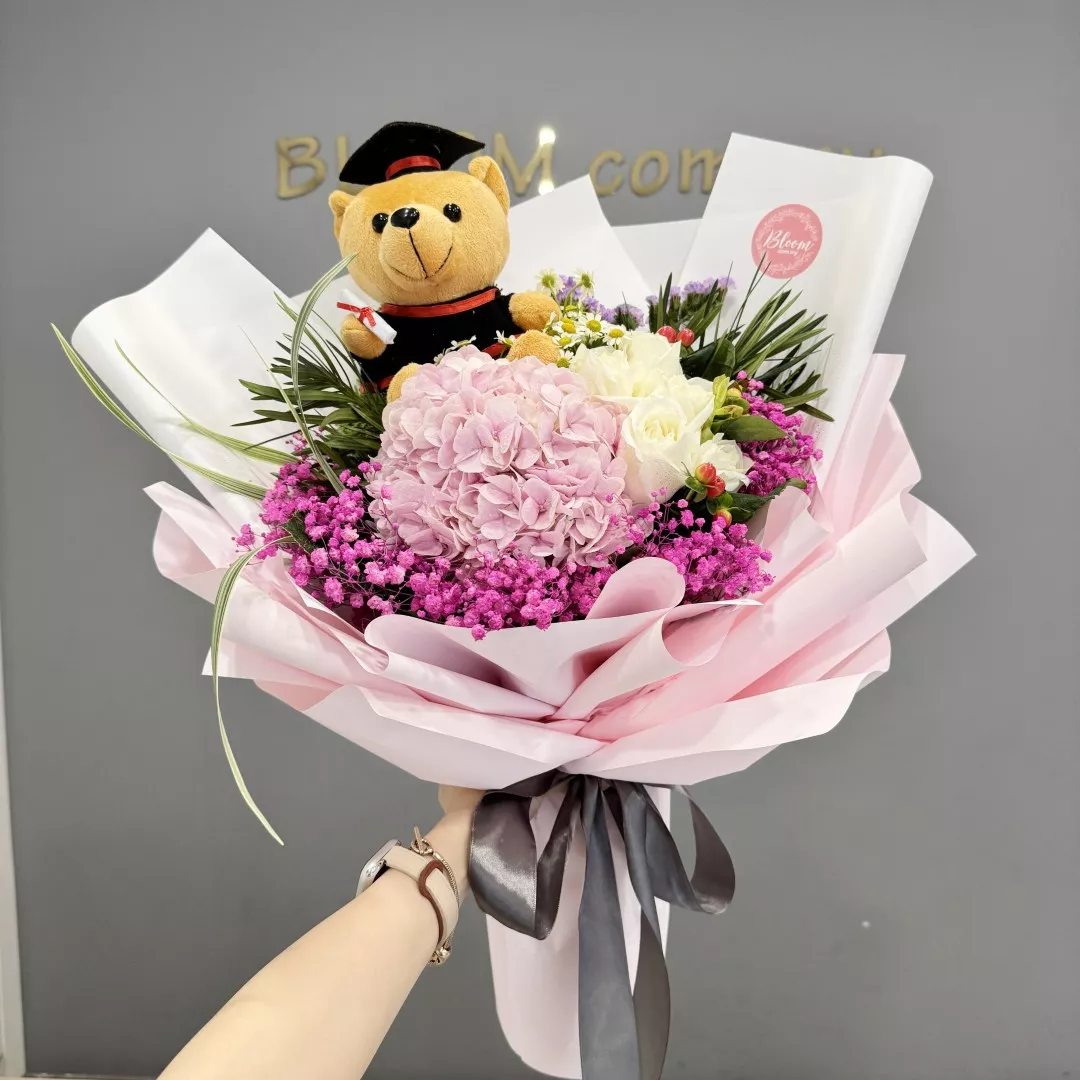 Graduation Bouquet 09