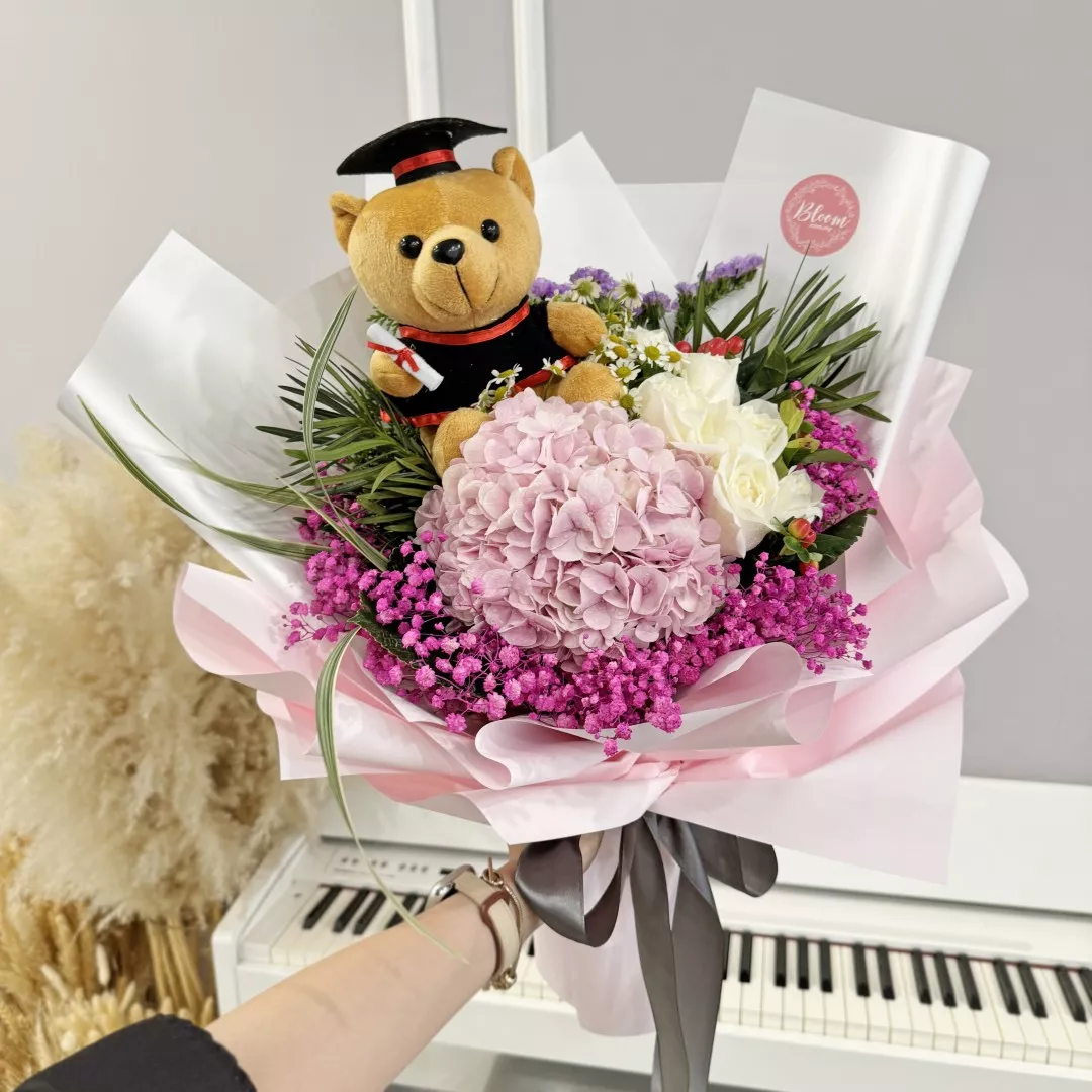 Graduation Bouquet 09