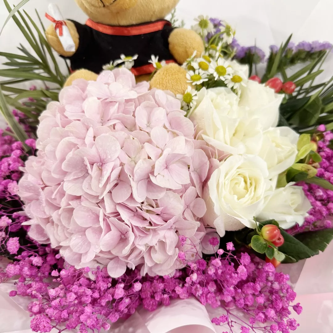 Graduation Bouquet 09