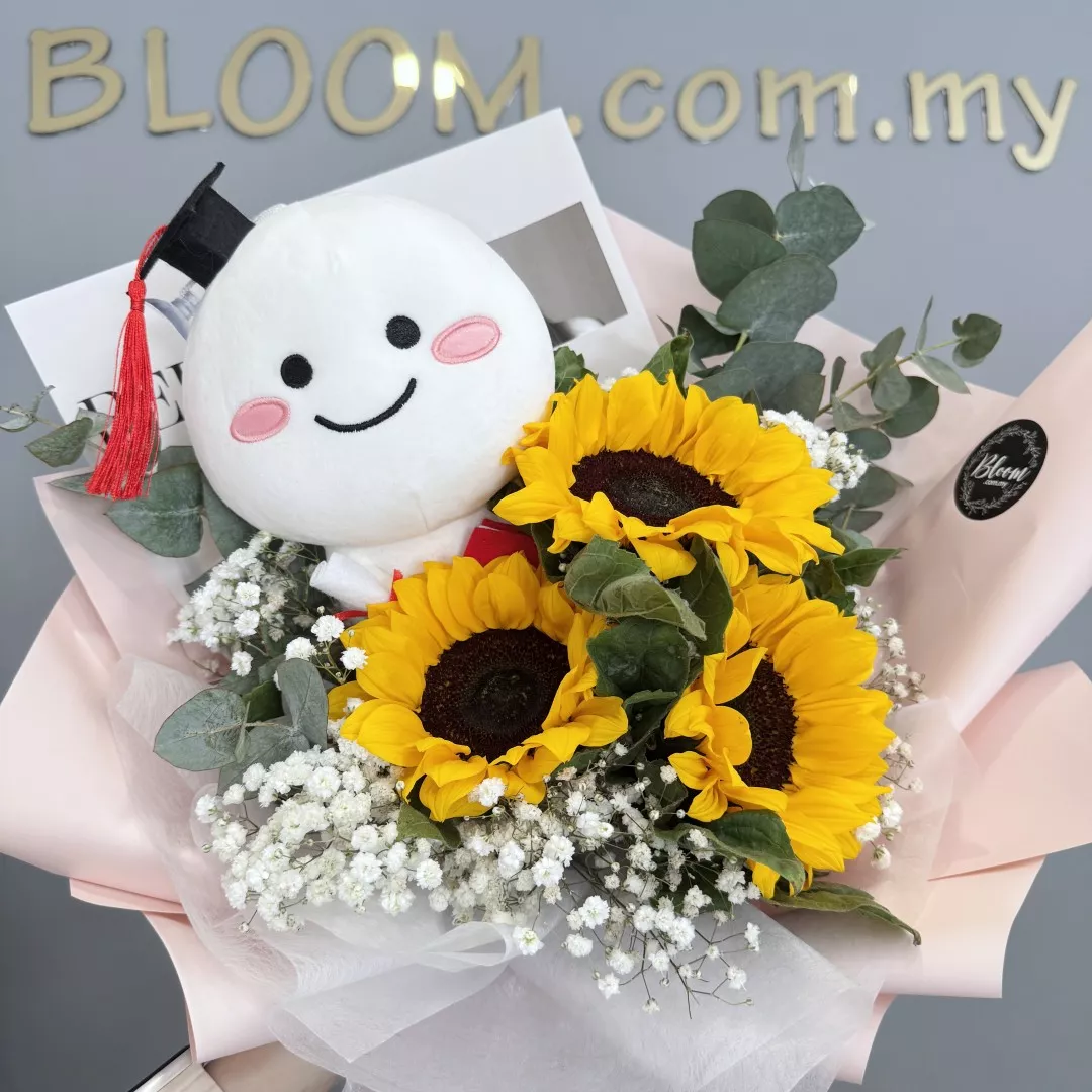 Graduation Bouquet 13