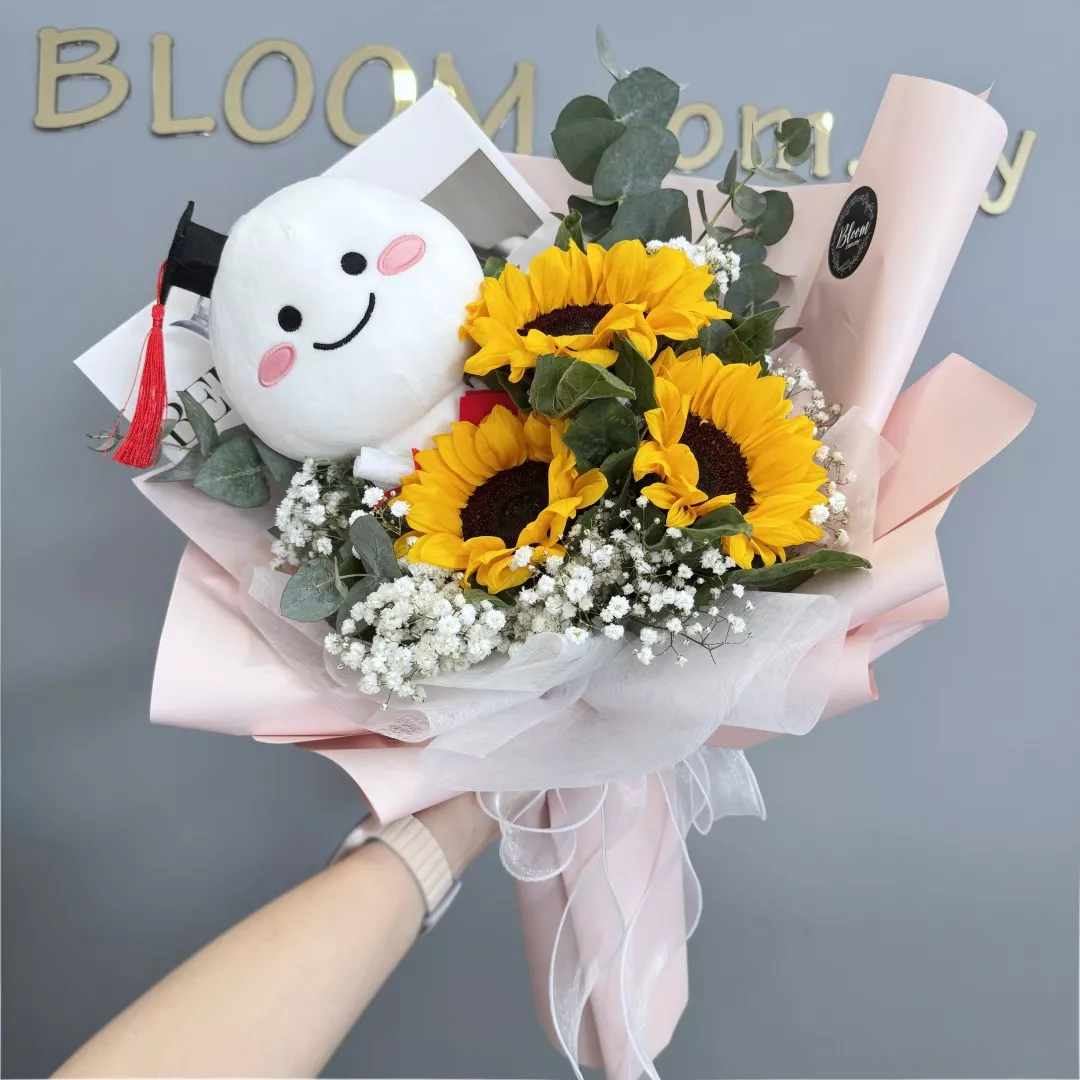 Graduation Bouquet 13