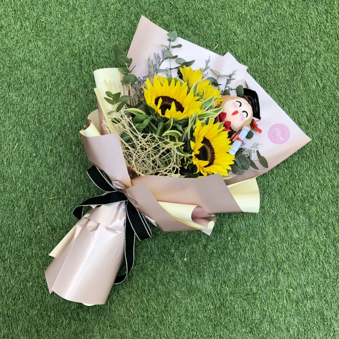 Graduation Bouquet 17