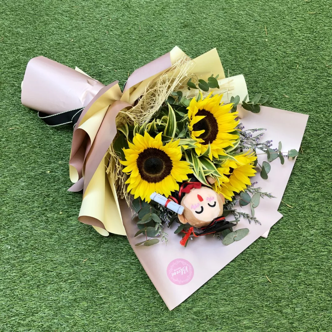 Graduation Bouquet 17