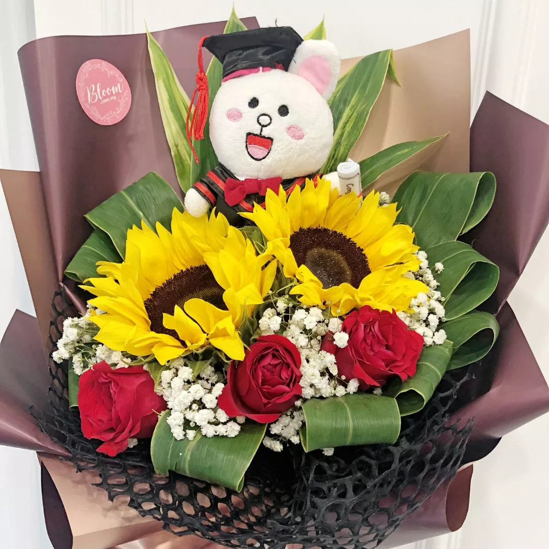 Graduation Bouquet 18