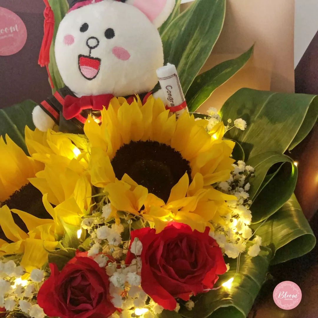 Graduation Bouquet 18