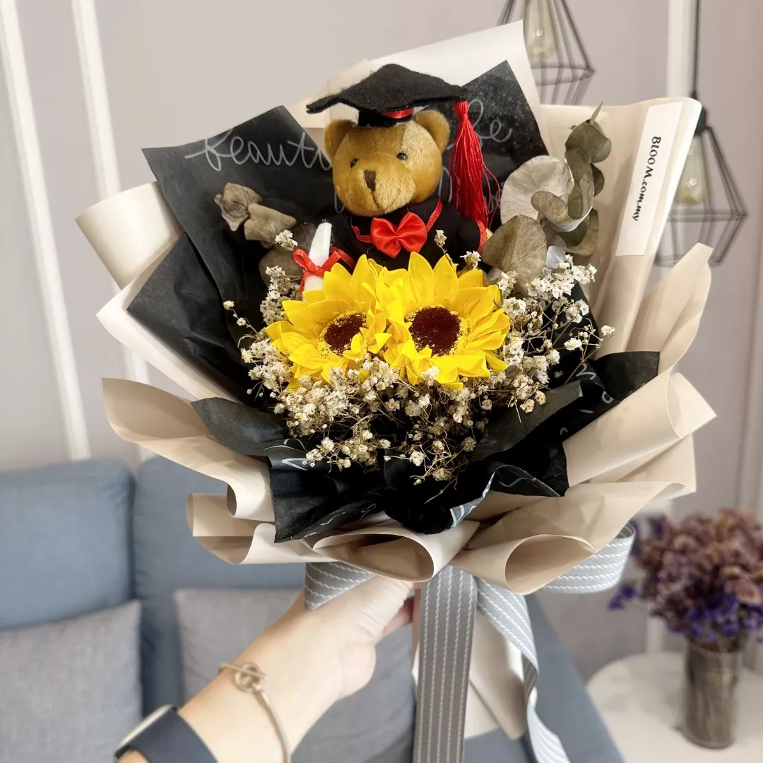 Graduation Bouquet 20