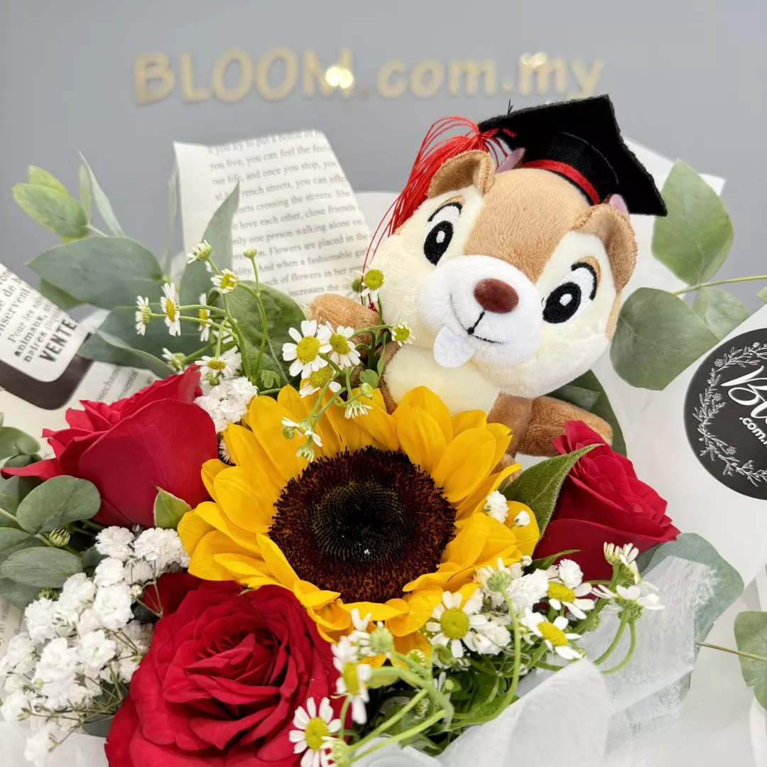 Graduation Bouquet 24