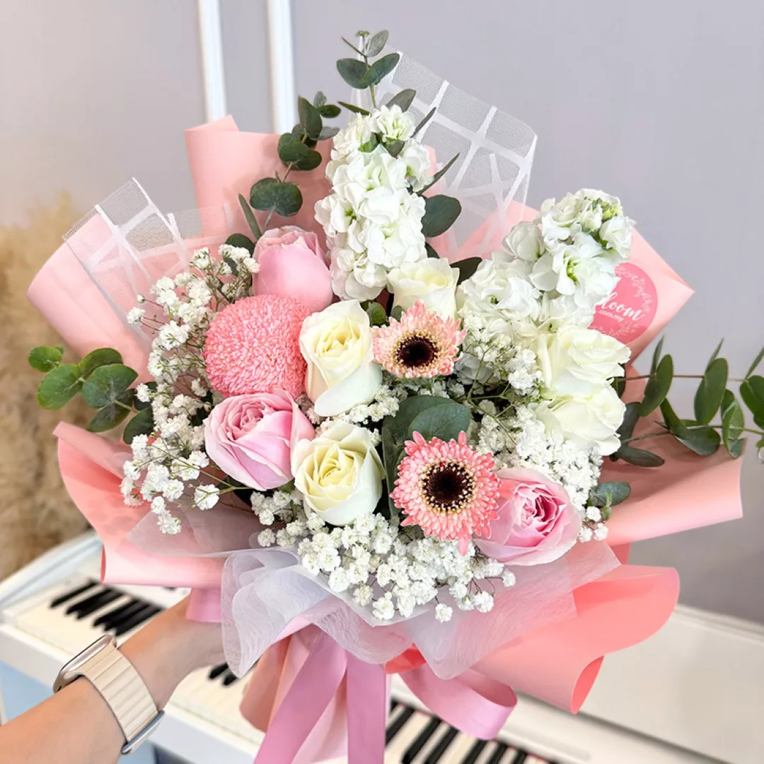 Mother’s Day Flower Bouquet 09