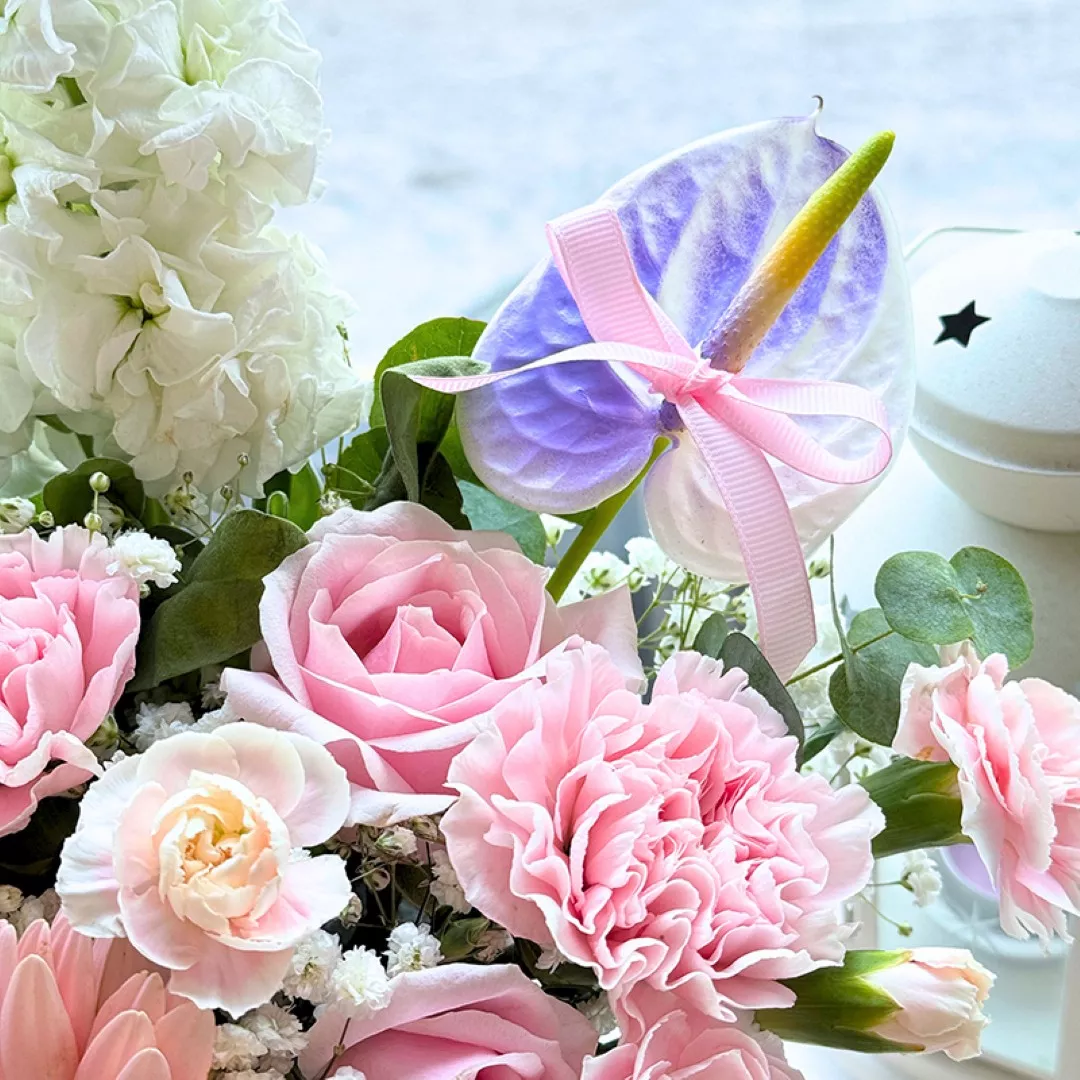 Mother’s Day Flower Box 01