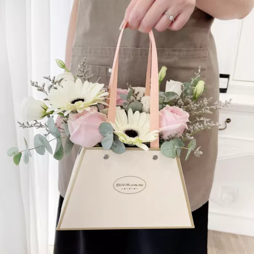 Mother’s Day Flower Box 02