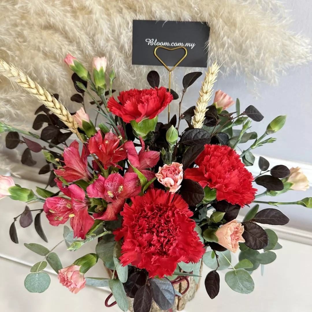 Mother’s Day Flower Box 08
