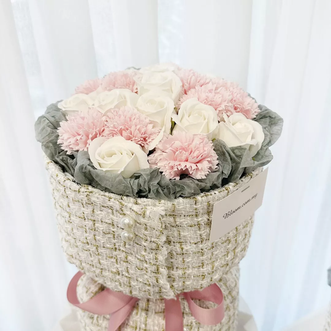 Mother’s Day Soap Bouquet 03