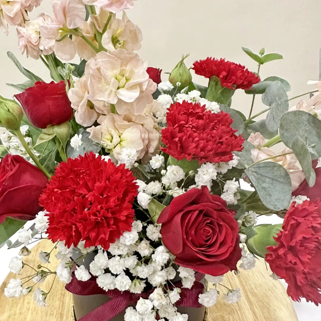 Mother’s Day Flower Box 10