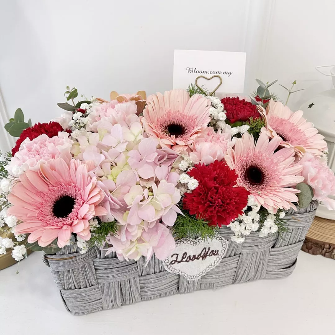 Mother’s Day Flower Basket 01