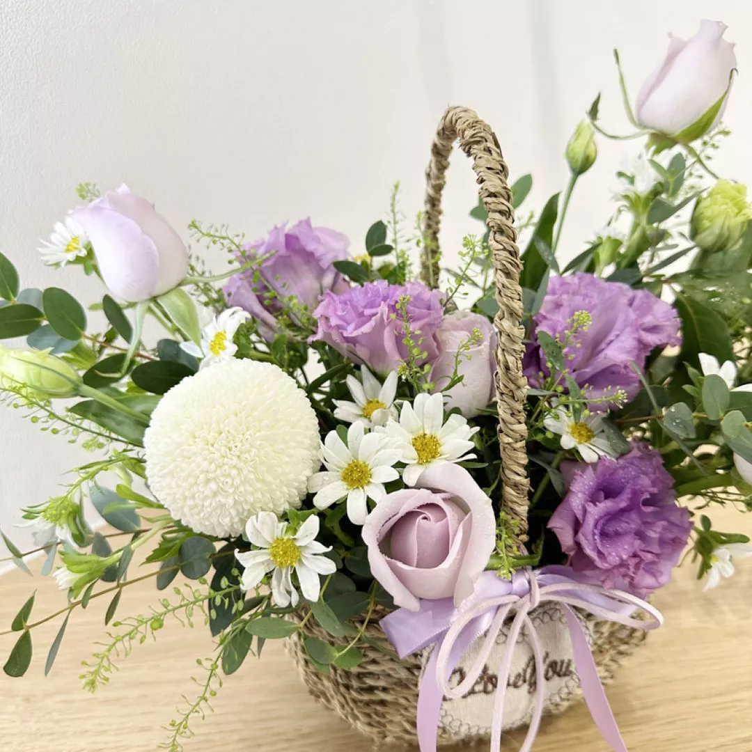 Mother’s Day Flower Basket 02