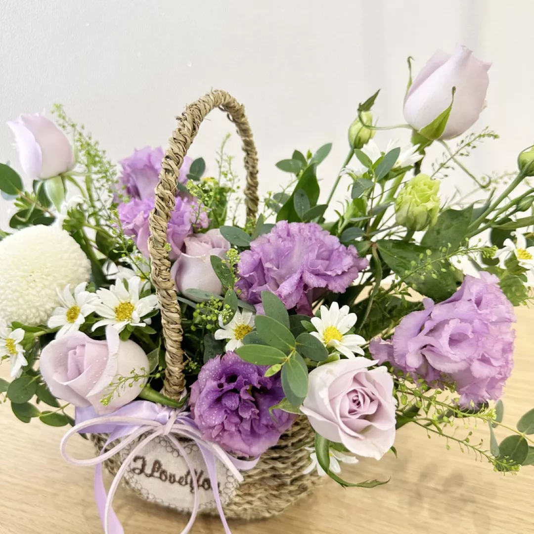 Mother’s Day Flower Basket 02