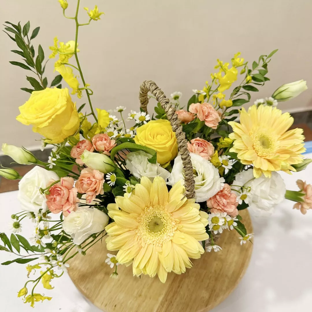Mother’s Day Flower Basket 03