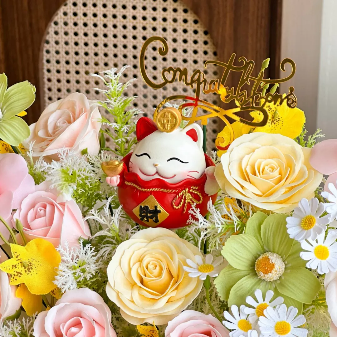 Sasha Soap Flower Fortune Cat Box